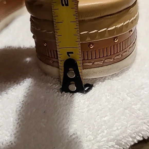 Vince Camuto Ravensal slide Sz 8 to 8.5. - Picture 11 of 13